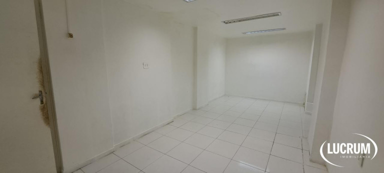 Imagem Sala Comercial à Venda, 130 m² em Copacabana - Rio De Janeiro Imagem Sala Comercial à Venda, 130 m² em Copacabana - Rio De Janeiro