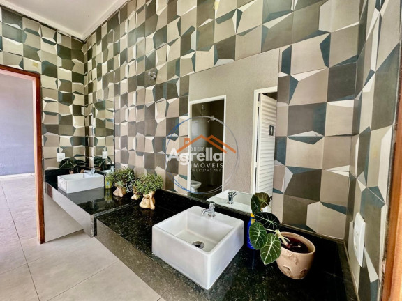Imagem Casa com 1 Quarto à Venda, 194 m² em Jardim Patrícia - Mogi Mirim Imagem Casa com 1 Quarto à Venda, 194 m² em Jardim Patrícia - Mogi Mirim