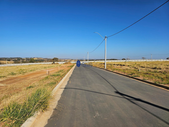 Terreno à Venda, 250 m² em Zona Rural - Goianápolis