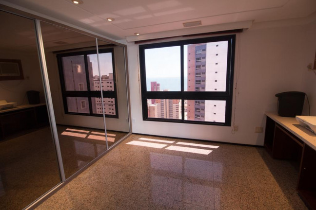 Imagem Apartamento com 4 Quartos à Venda, 305 m² em Meireles - Fortaleza Imagem Apartamento com 4 Quartos à Venda, 305 m² em Meireles - Fortaleza