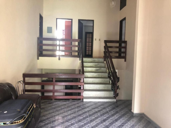 Imagem Casa com 4 Quartos à Venda, 242 m² em Cascata - Porto Alegre