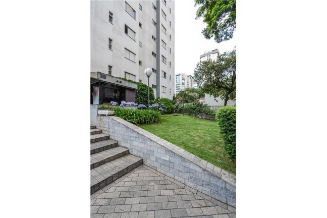 Imagem Apartamento com 2 Quartos à Venda, 63 m² em Moema - São Paulo