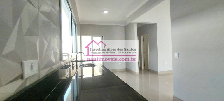 Imagem Casa com 3 Quartos à Venda, 250 m² em Massaguaçu - Caraguatatuba