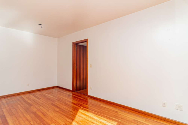 Imóvel com 2 Quartos à Venda,  em Petrópolis - Porto Alegre
