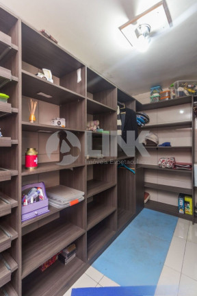 Imagem Casa com 3 Quartos à Venda, 381 m² em Tristeza - Porto Alegre