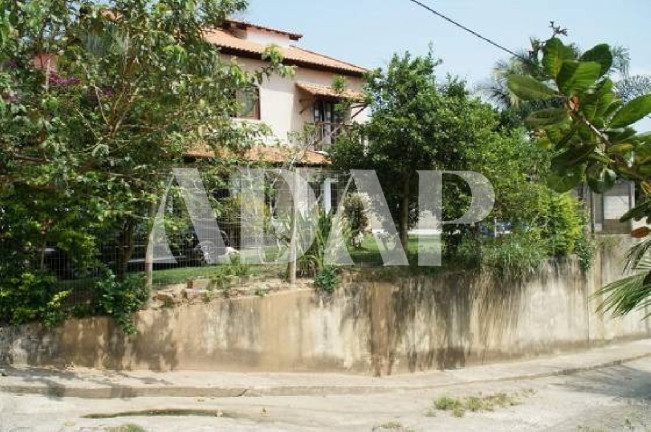 Imagem Casa com 4 Quartos à Venda, 250 m² em Guaratiba - Rio De Janeiro Imagem Casa com 4 Quartos à Venda, 250 m² em Guaratiba - Rio De Janeiro