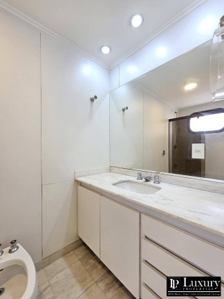 Imagem Cobertura com 4 Quartos à Venda, 331 m² em Vila Uberabinha - São Paulo