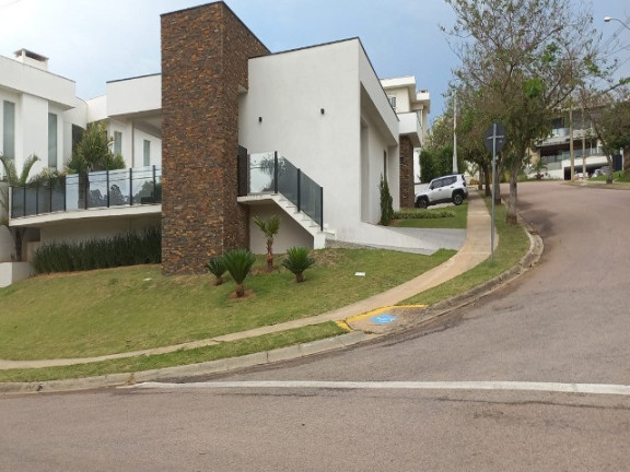 Casa com 3 Quartos para Alugar ou Temporada, 265 m² em Medeiros - Jundiaí