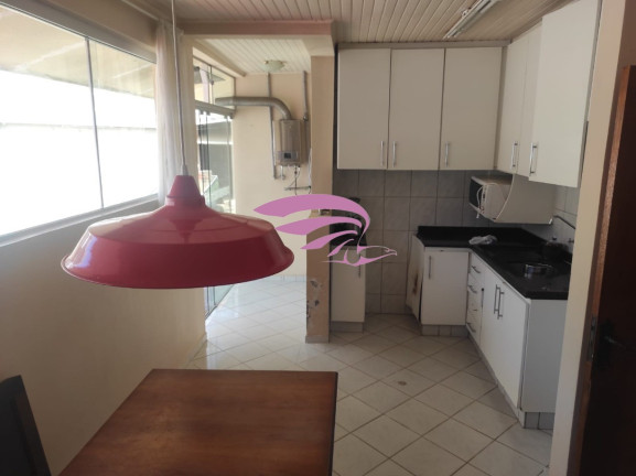 Imagem Casa com 2 Quartos à Venda, 195 m² em Portão - Curitiba