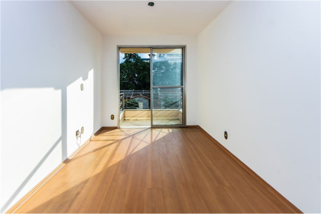 Imagem Imóvel com 2 Quartos à Venda, em Pinheiros - São Paulo Imagem Imóvel com 2 Quartos à Venda, em Pinheiros - São Paulo