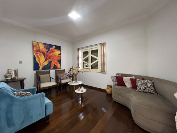 Imagem Casa com 3 Quartos à Venda, 251 m² em Caiçaras - Patos De Minas Imagem Casa com 3 Quartos à Venda, 251 m² em Caiçaras - Patos De Minas
