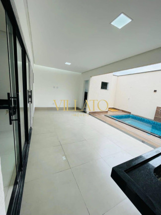 Imagem Casa com 3 Quartos à Venda, 138 m² em Vila Santa Helena - Goiânia Imagem Casa com 3 Quartos à Venda, 138 m² em Vila Santa Helena - Goiânia