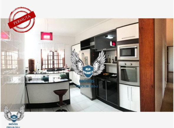 Imagem Casa com 4 Quartos à Venda, 287 m² em Roseira - Mairiporã Imagem Casa com 4 Quartos à Venda, 287 m² em Roseira - Mairiporã