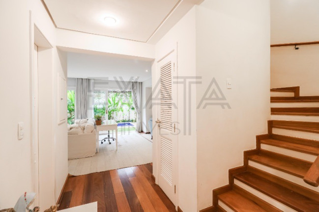Imagem Imóvel com 3 Quartos à Venda, 550 m² em Jardim Guedala - São Paulo Imagem Imóvel com 3 Quartos à Venda, 550 m² em Jardim Guedala - São Paulo