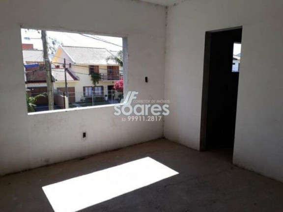 Imagem Sobrado com 4 Quartos à Venda, 218 m² em Três Vendas - Pelotas