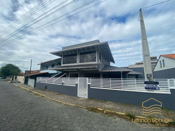 Casa com 4 Quartos à Venda, 232 m² em Centro - Balneário Barra Do Sul