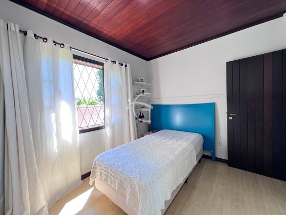Imagem Casa com 3 Quartos à Venda, em Anita Garibaldi - Joinville Imagem Casa com 3 Quartos à Venda, em Anita Garibaldi - Joinville