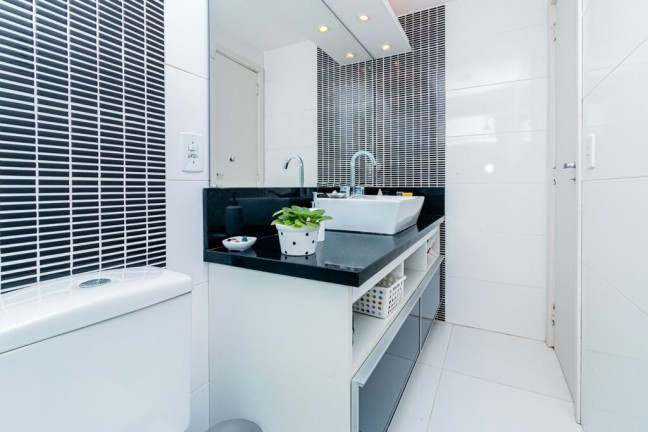 Imagem Apartamento com 2 Quartos à Venda, 90 m² em Petrópolis - Porto Alegre