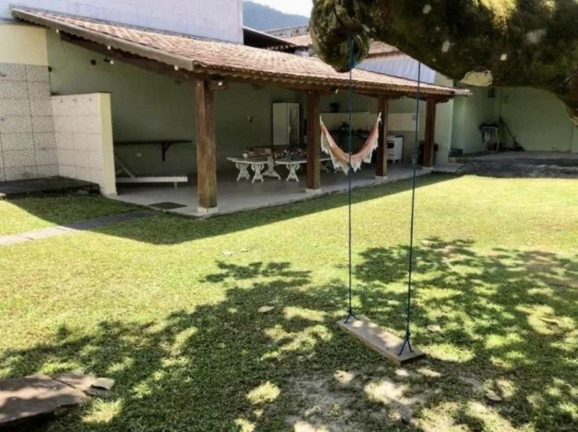Imagem Casa com 4 Quartos à Venda, 240 m² em Centro - Ubatuba Imagem Casa com 4 Quartos à Venda, 240 m² em Centro - Ubatuba