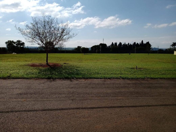 Terreno à Venda, 1.000 m² em Centro - Cesário Lange