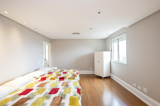 Imagem Apartamento com 4 Quartos à Venda, 413 m² em Mossunguê - Curitiba