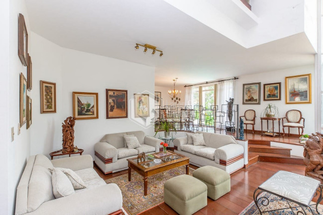 Imagem Casa com 4 Quartos à Venda, 384 m² em Jardim Marajoara - São Paulo Imagem Casa com 4 Quartos à Venda, 384 m² em Jardim Marajoara - São Paulo
