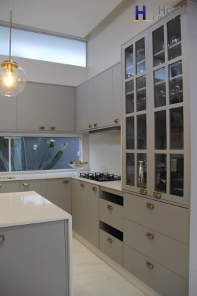 Imagem Casa com 3 Quartos à Venda, em Glória - Joinville Imagem Casa com 3 Quartos à Venda, em Glória - Joinville