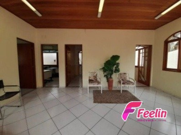 Imagem Casa com 4 Quartos à Venda, 115 m² em Centro - Florianópolis Imagem Casa com 4 Quartos à Venda, 115 m² em Centro - Florianópolis