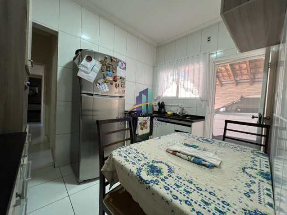 Imagem Casa com 2 Quartos à Venda, 65 m² em Sítio Do Campo - Praia Grande
