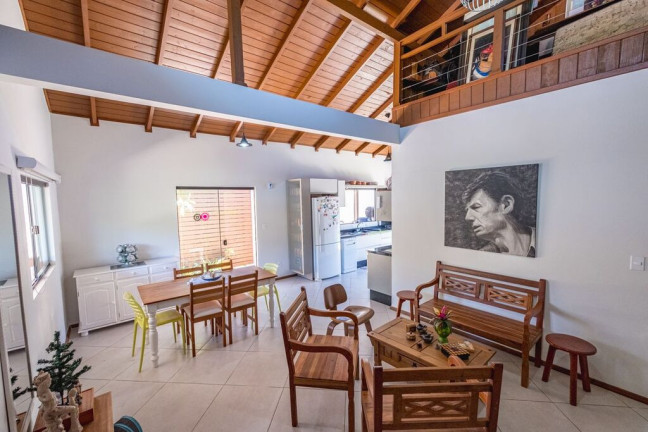 Imagem Casa com 4 Quartos à Venda, 149 m² em Armação Do Pântano Do Sul - Florianópolis