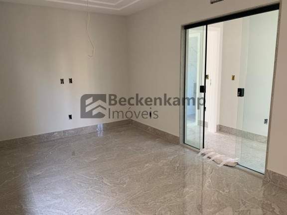 Imagem Casa com 3 Quartos à Venda, em Jardim Belvedere - Volta Redonda Imagem Casa com 3 Quartos à Venda, em Jardim Belvedere - Volta Redonda
