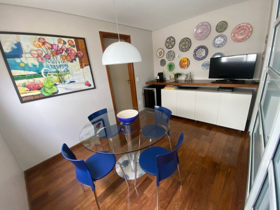Imagem Apartamento com 3 Quartos à Venda, 200 m² em Moema - São Paulo Imagem Apartamento com 3 Quartos à Venda, 200 m² em Moema - São Paulo