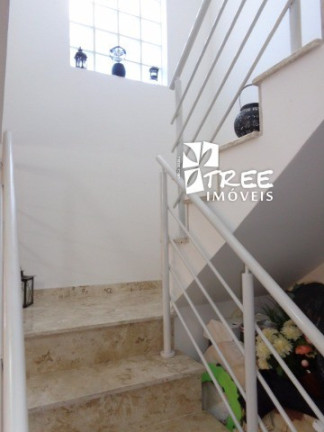 Imagem Sobrado com 3 Quartos à Venda, 160 m² em Jardim Planalto - Arujá Imagem Sobrado com 3 Quartos à Venda, 160 m² em Jardim Planalto - Arujá