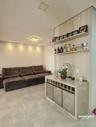Imagem Sobrado com 3 Quartos à Venda, 205 m²