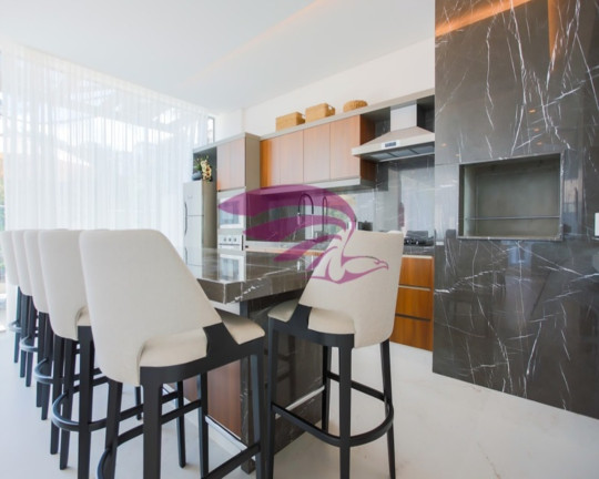 Imagem Imóvel com 2 Quartos à Venda, 84 m² em Mercês - Curitiba Imagem Imóvel com 2 Quartos à Venda, 84 m² em Mercês - Curitiba