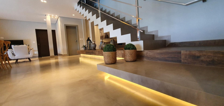 Imagem Casa com 4 Quartos à Venda, 350 m² em Serrinha - Bragança Paulista Imagem Casa com 4 Quartos à Venda, 350 m² em Serrinha - Bragança Paulista