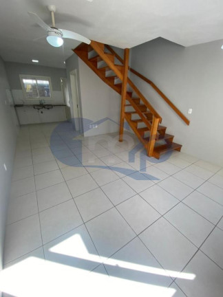 Imagem Sobrado com 3 Quartos à Venda, 78 m² em Centenário - Torres Imagem Sobrado com 3 Quartos à Venda, 78 m² em Centenário - Torres