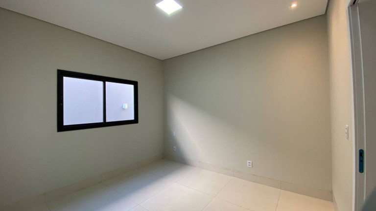 Imagem Casa com 3 Quartos à Venda, 148 m² em Tijucal - Cuiabá