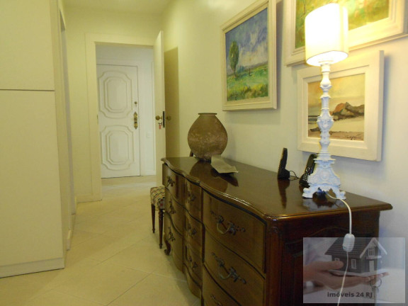Imagem Apartamento com 4 Quartos à Venda, 247 m² em Copacabana - Rio De Janeiro