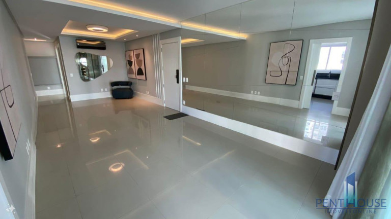 Imagem Apartamento com 3 Quartos à Venda, 138 m² em Centro - Balneário Camboriú