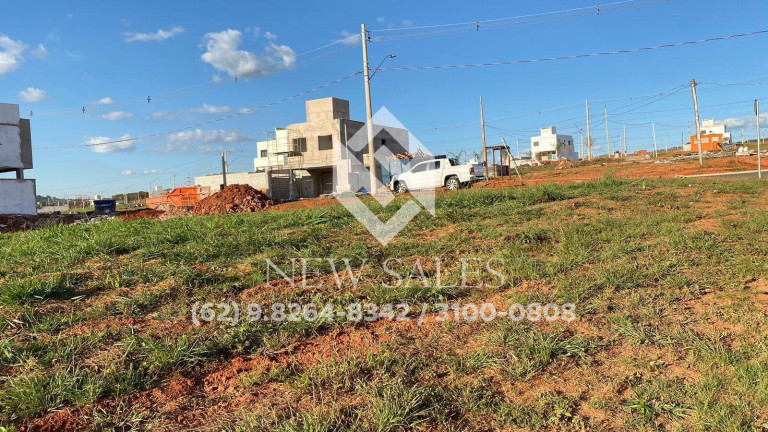 Terreno à Venda, 420 m² em Jardins Parma - Senador Canedo