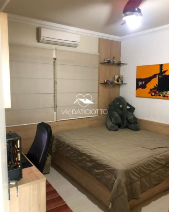Imagem Casa com 3 Quartos à Venda, 200 m² em Jardim América - Maringá