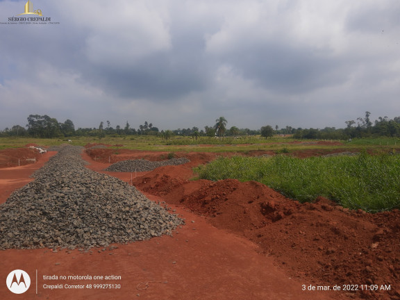 Imagem Terreno à Venda, 360 m² em Primeira Linha - Criciúma Imagem Terreno à Venda, 360 m² em Primeira Linha - Criciúma