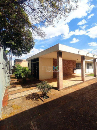 Imagem Casa com 5 Quartos à Venda, 350 m² em Centro - Campo Grande