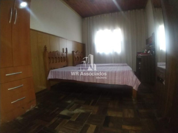 Imagem Casa com 3 Quartos à Venda, 234 m²