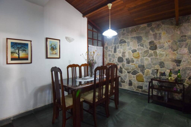Imagem Casa com 5 Quartos à Venda, 182 m² em Acaraú - Ubatuba
