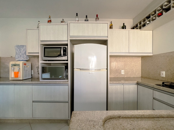 Imagem Casa com 3 Quartos à Venda, 295 m² em Coqueiros - Florianópolis Imagem Casa com 3 Quartos à Venda, 295 m² em Coqueiros - Florianópolis