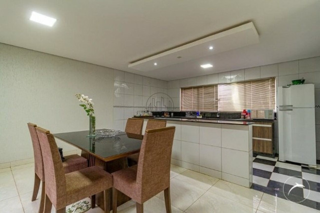 Imagem Casa com 5 Quartos à Venda, 265 m² em Samambaia Norte (samambaia) - Brasília