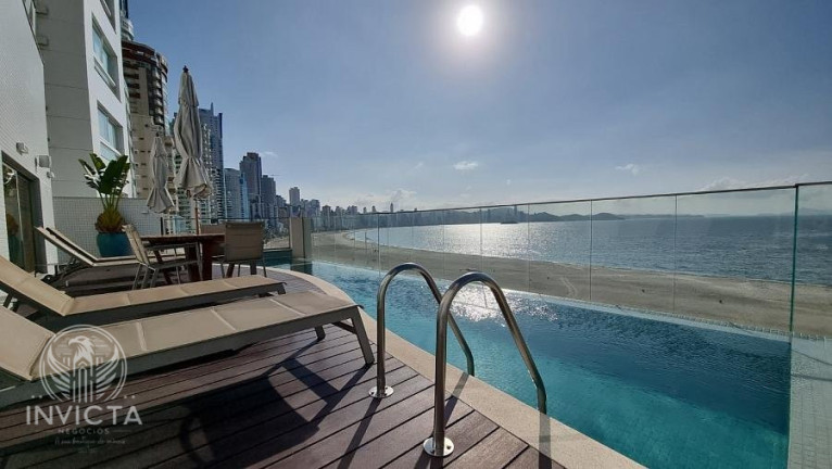 Imagem Apartamento com 3 Quartos à Venda, 246 m² em Barra Sul - Balneário Camboriú Imagem Apartamento com 3 Quartos à Venda, 246 m² em Barra Sul - Balneário Camboriú
