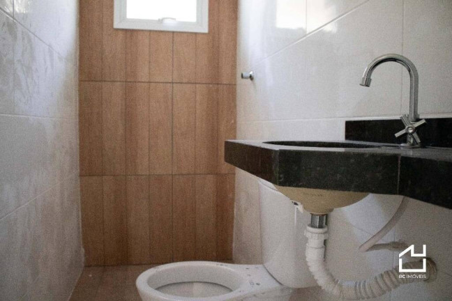 Imagem Casa com 2 Quartos à Venda, 60 m² em Nova Mirim - Praia Grande